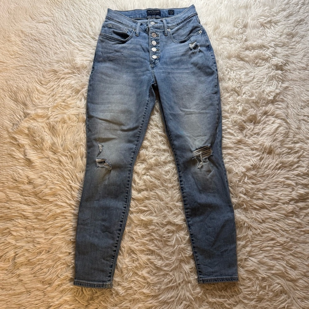 Lucky Brand Size 2 skinny jeans Distressed, Button Fly